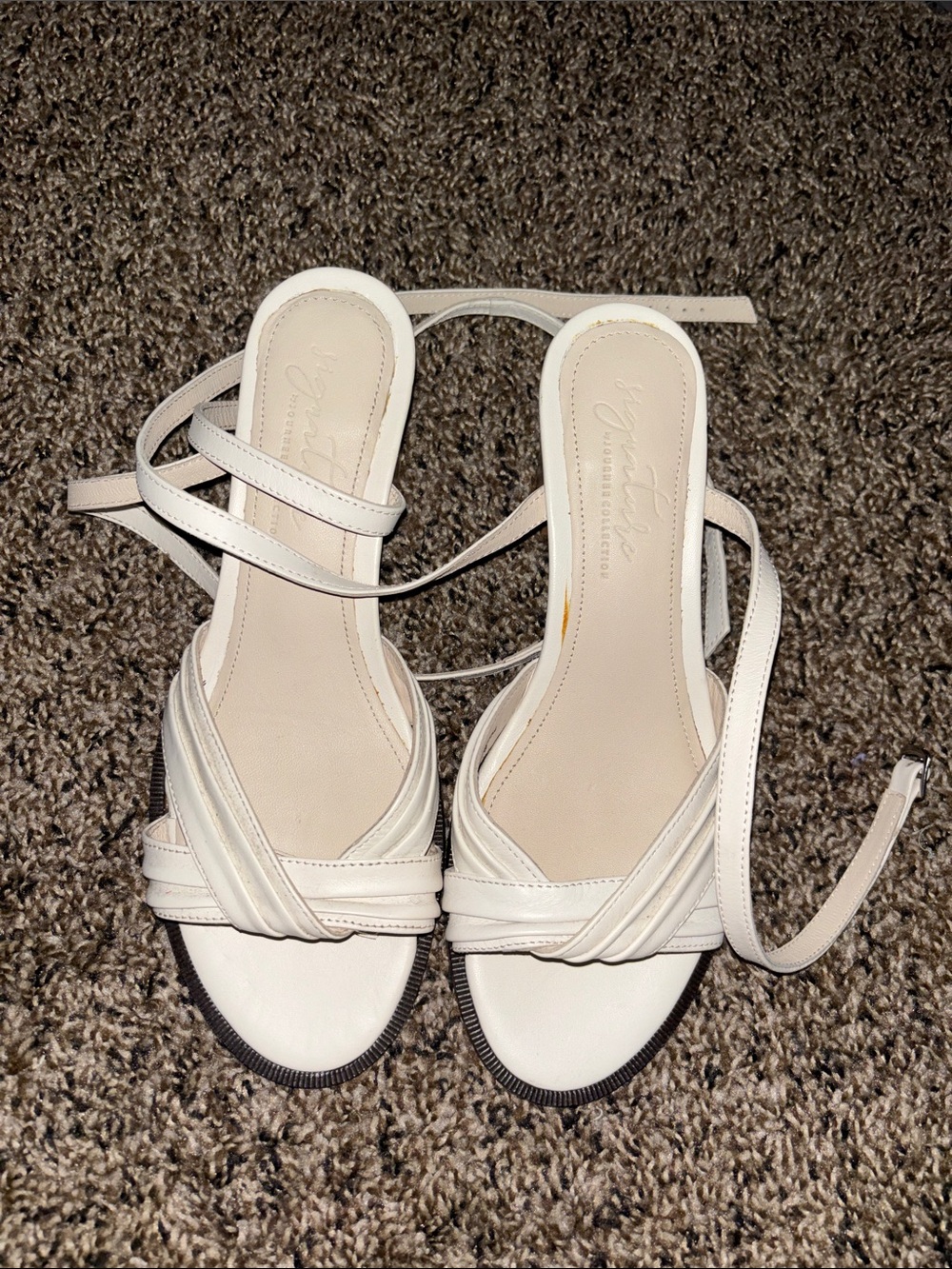 Women’s Strappy Ankle-Tie Sandals in Cream